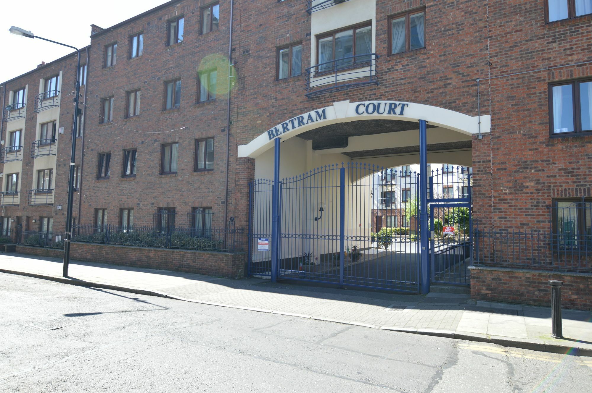 Bertram Court Apartment Dublin Exterior photo